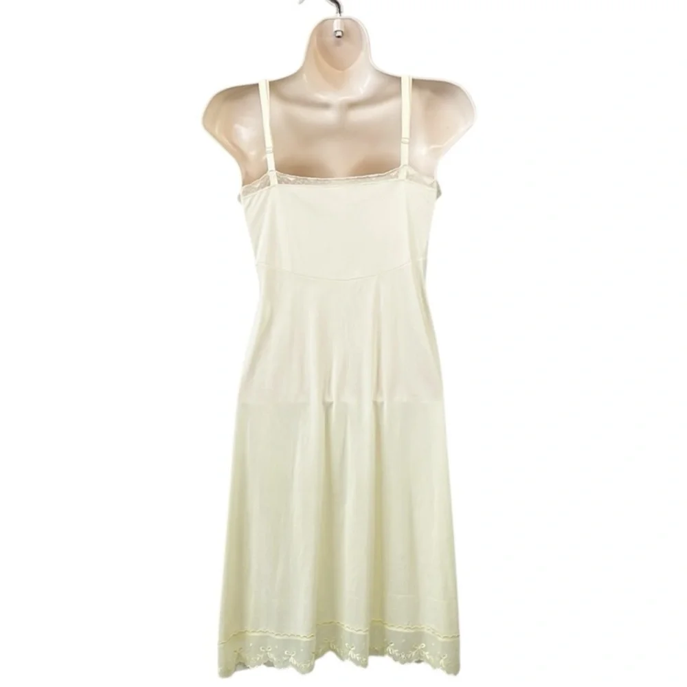 Vintage Kayser Womens Small Sz 34 Full Slip Dress Pale Yellow‎ - Picture 3 of 11